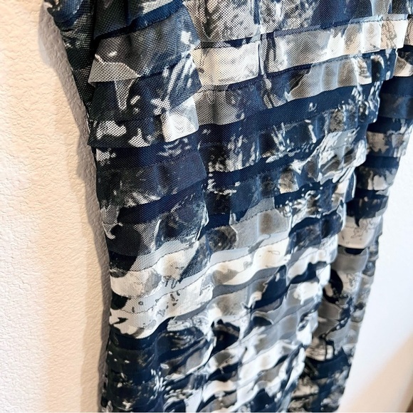 Adrianna Papell Women's Black Floral Sheath Knee Length Dress 8 Formal Party EUC - Picture 3 of 12